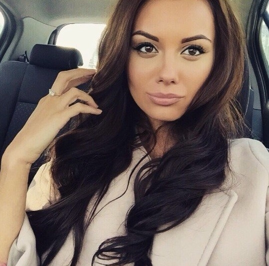 Развратная красотка ждет именно тебя! Опытна в делах, нежна в ласках. Я помогу тебе расслабиться и забыть обо всех проблемах. Приезжай, не пожалеешь! 25880, 25 лет