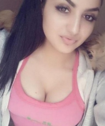 Очаровательная блондинка с аппетитными формами готова исполнить твои фантазии. В моих объятиях ты почувствуешь себя настоящим королем страсти. Приезжай, и весь мир забот останется позади. 7047, 25 лет